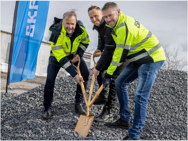 os primeiros passos do novo centro de economia circular da skf Os primeiros passos do novo Centro de Economia Circular da SKF em Kiruna, no norte da Suécia.